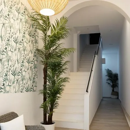 Urban By Priorityvillas アパート シッチェス