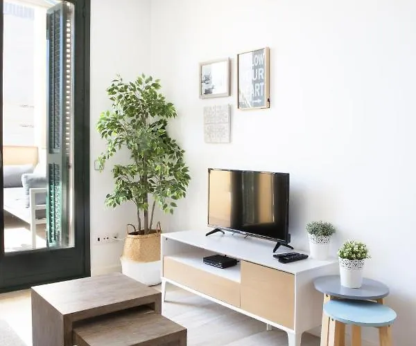 Urban By Priorityvillas * Σίτζες